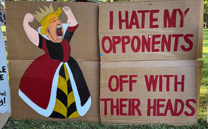 Red Queen Trump