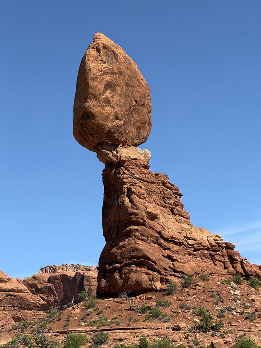 Balancing Rock (~3600 Tons)